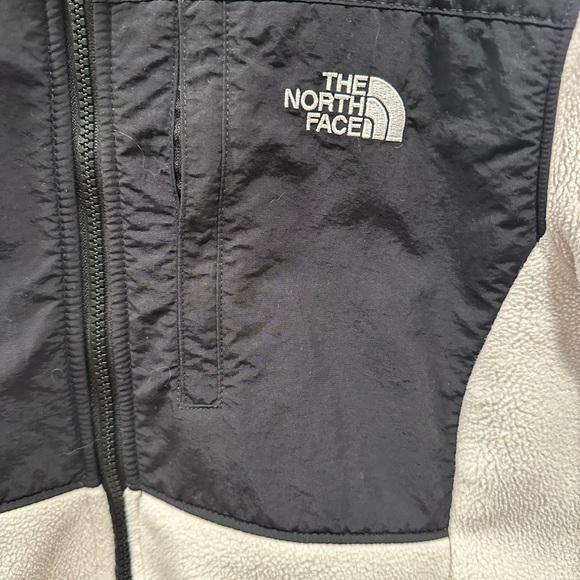 North Face Denali Jacket - Picture 7 of 8